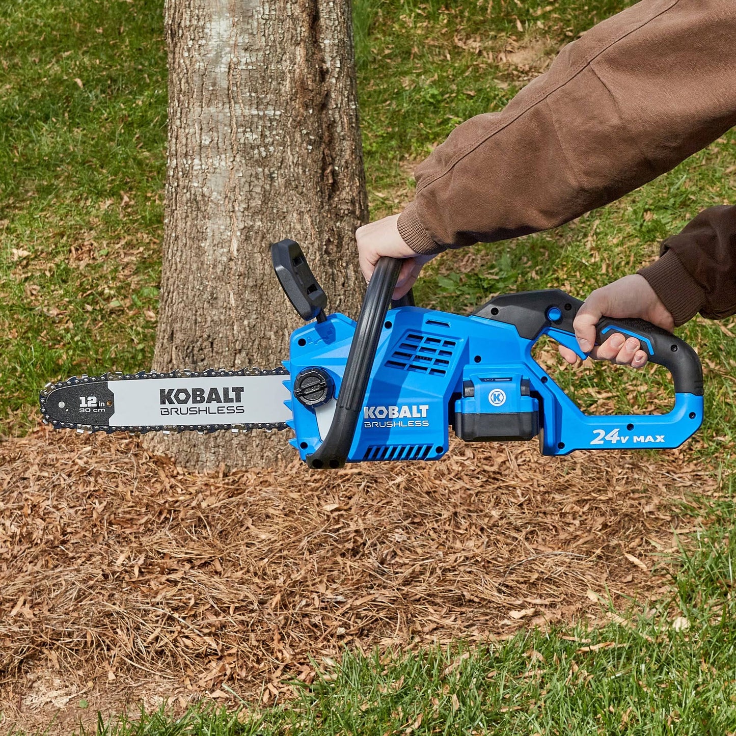 Kobalt 24-Volt 12-in Brushless Cordless Electric Chainsaw 4 Ah (Battery & Charger Included)